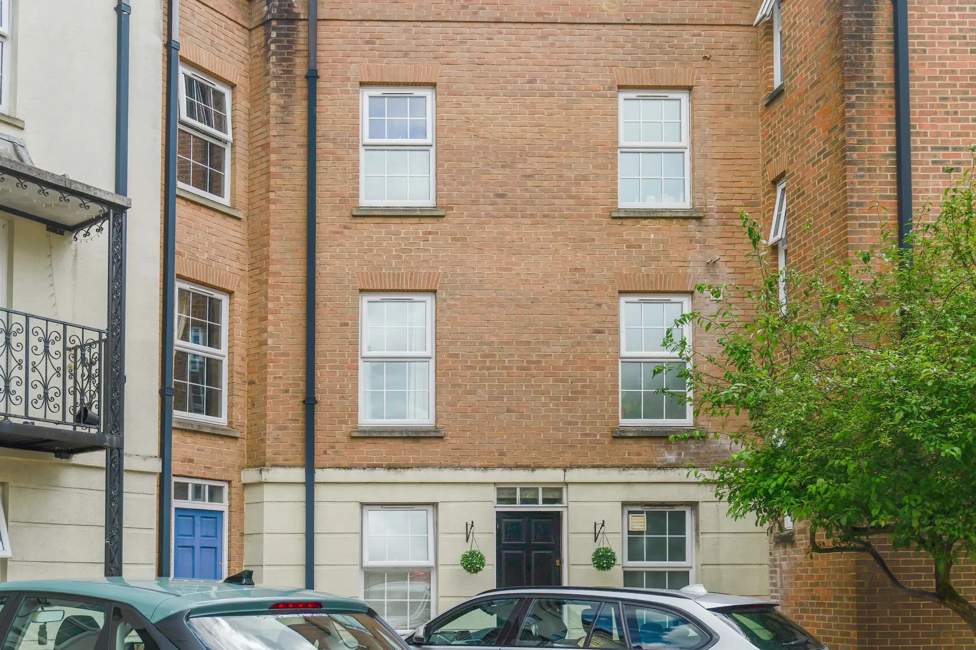 property photo 13 of 14