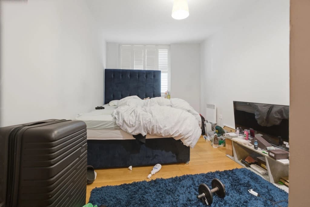 property photo 10 of 16