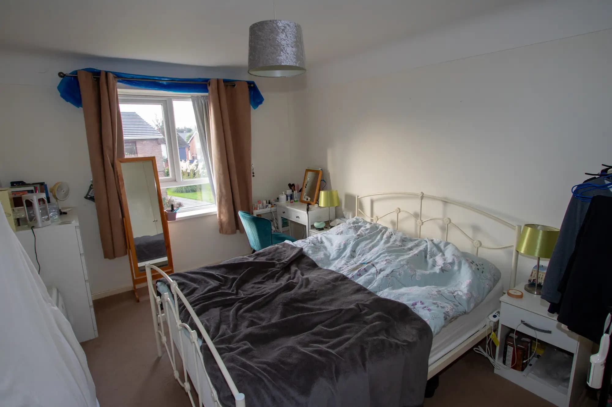 property photo 9 of 17