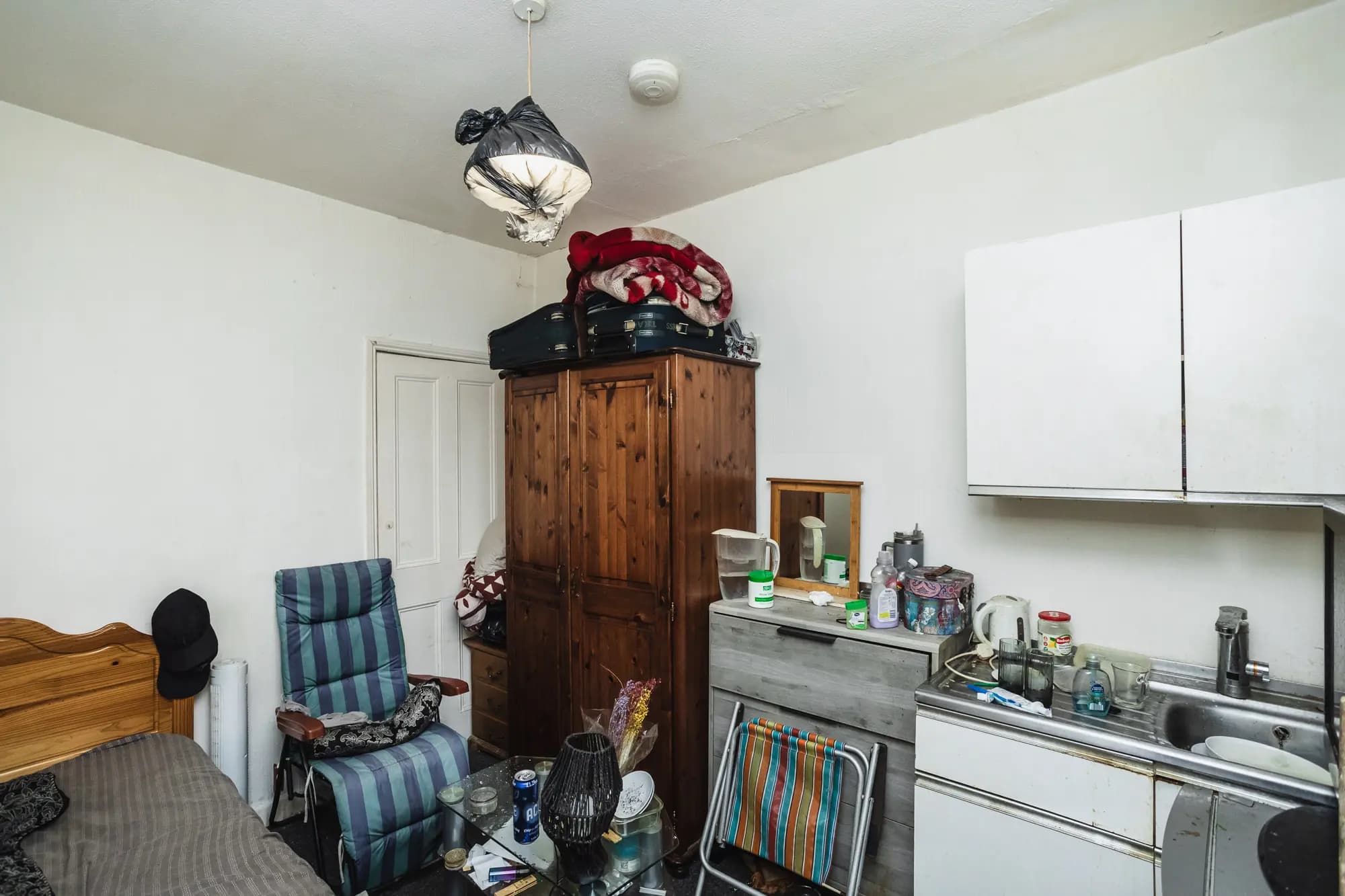 property photo 21 of 30