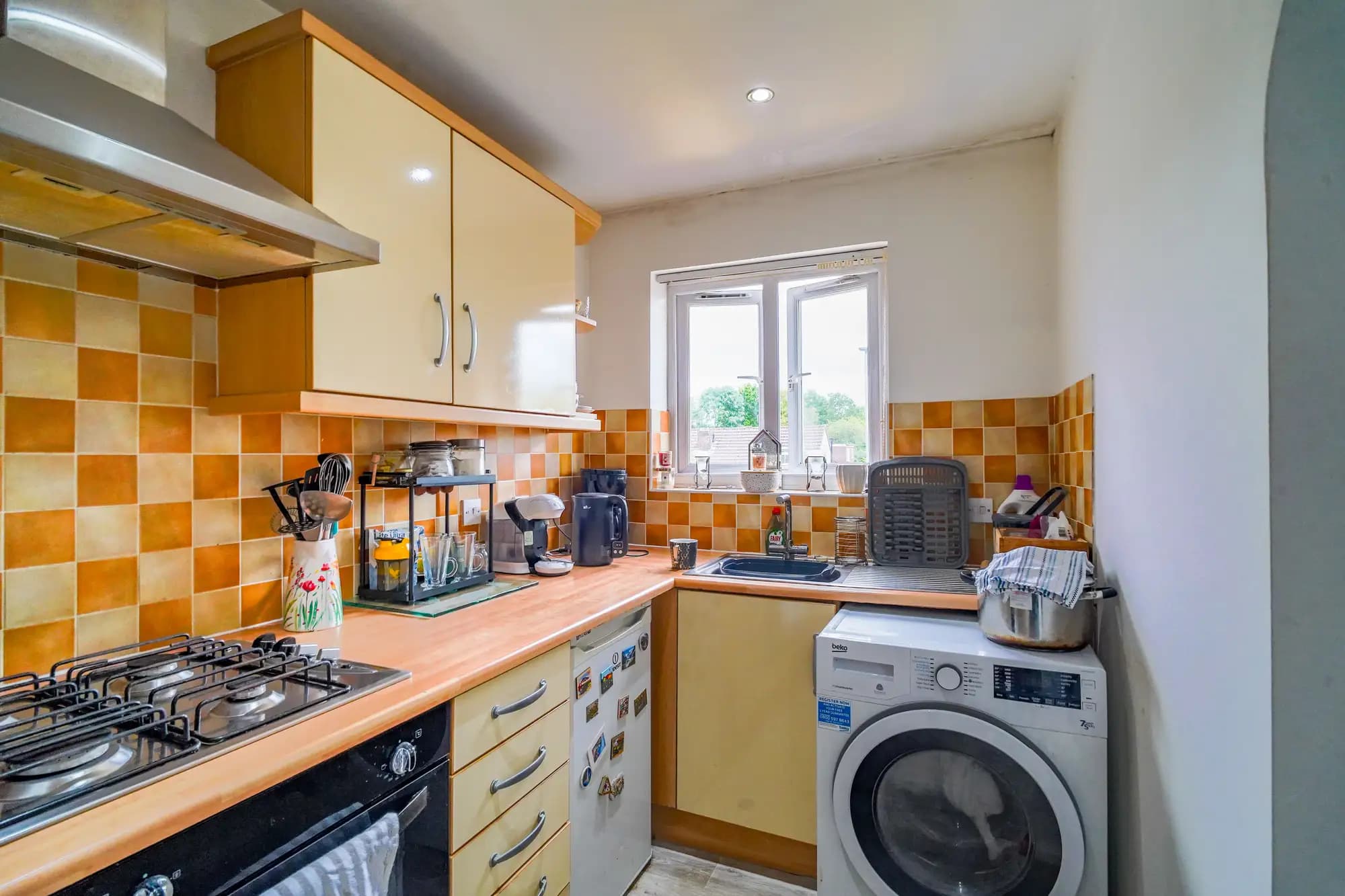 property photo 5 of 23
