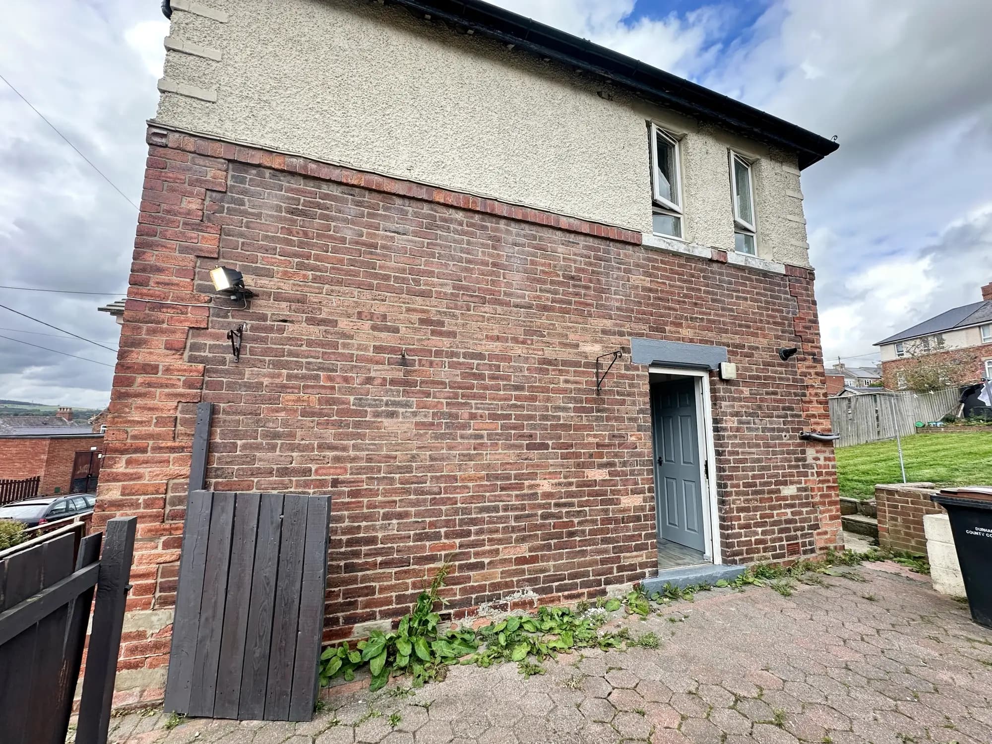 property photo 31 of 32