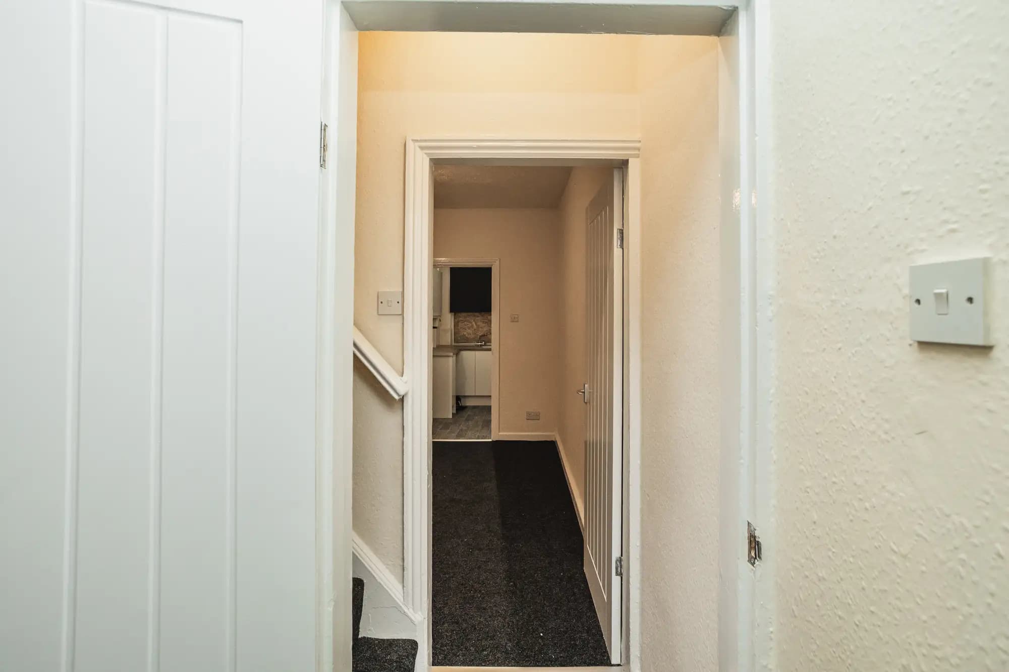 property photo 29 of 32