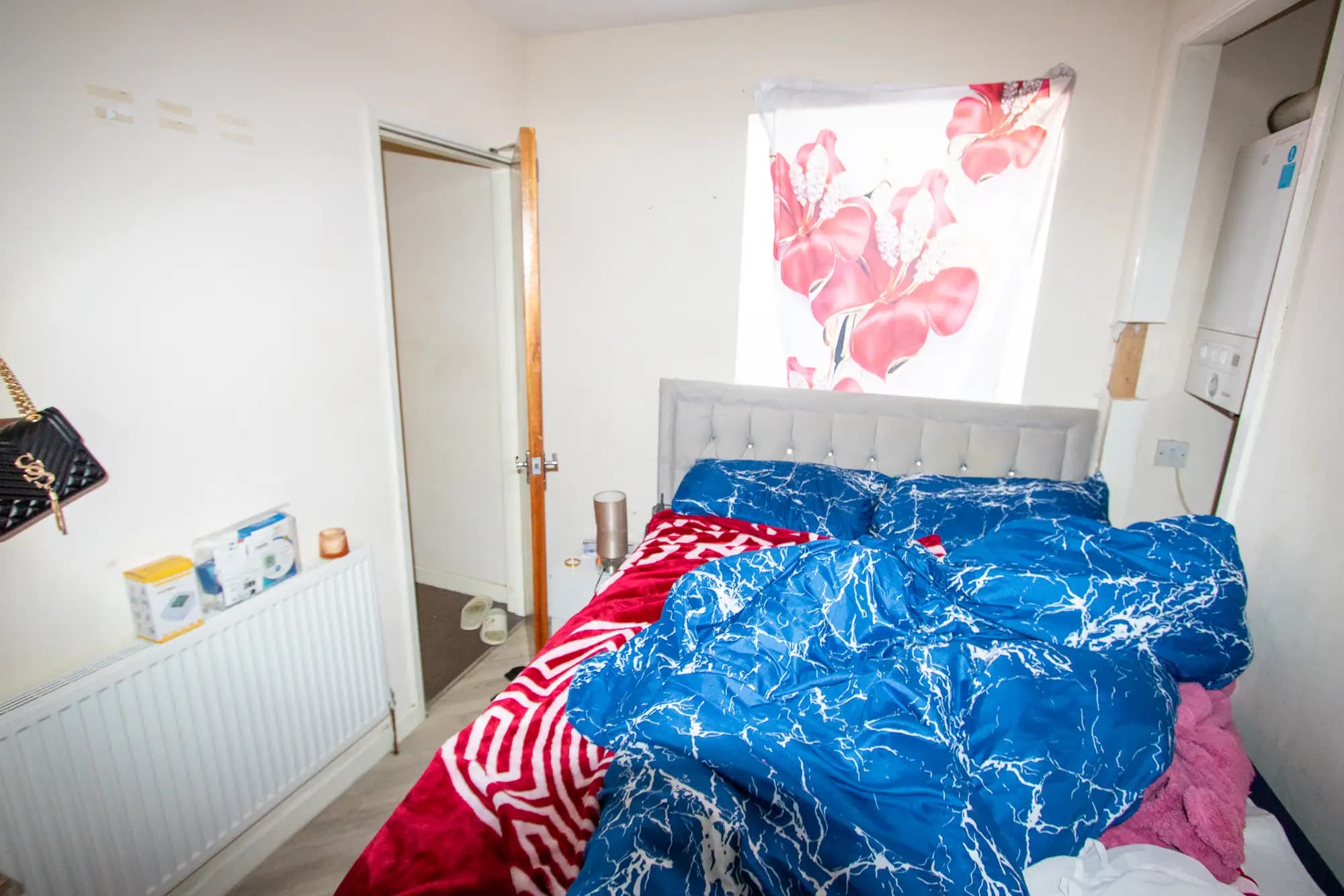 property photo 9 of 36