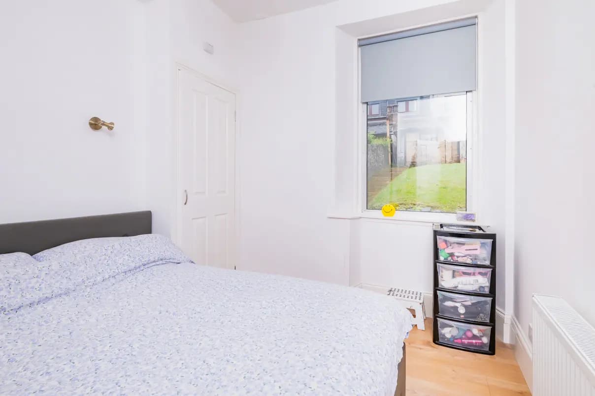property photo 8 of 14
