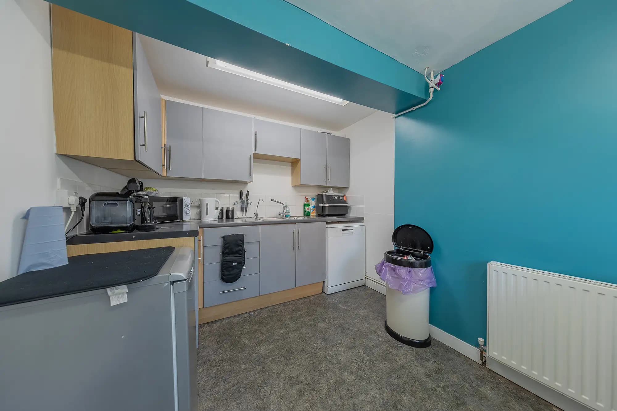 property photo 15 of 33