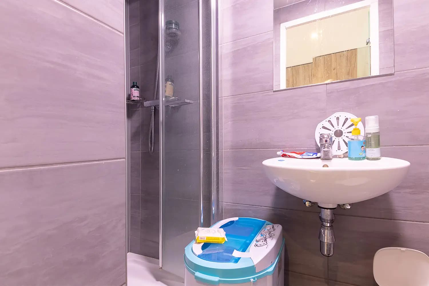 property photo 11 of 15