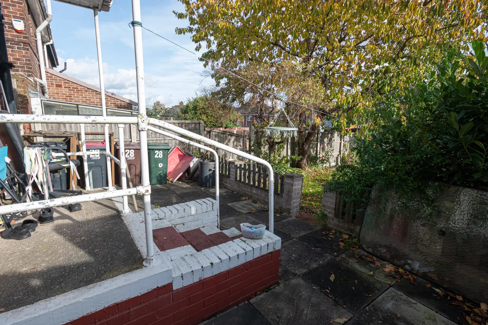 property photo 10 of 34