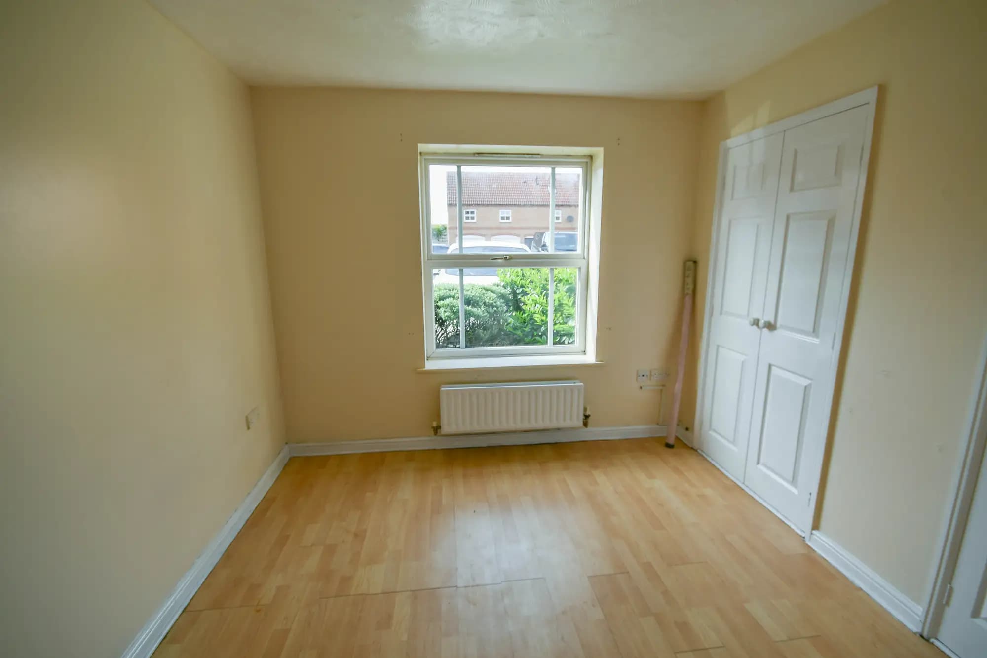 property photo 9 of 13