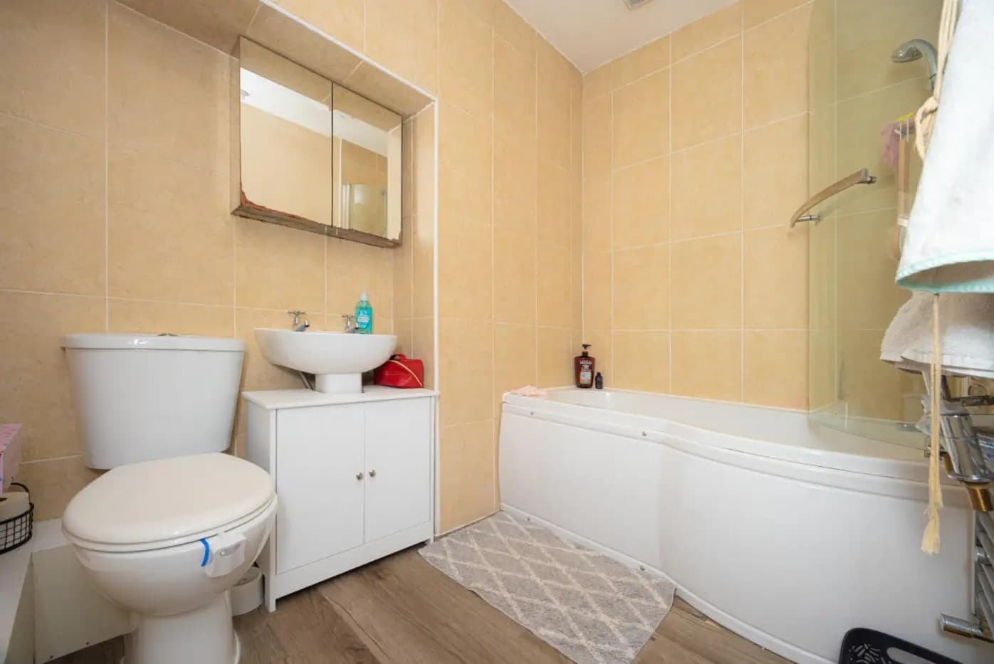 property photo 8 of 34