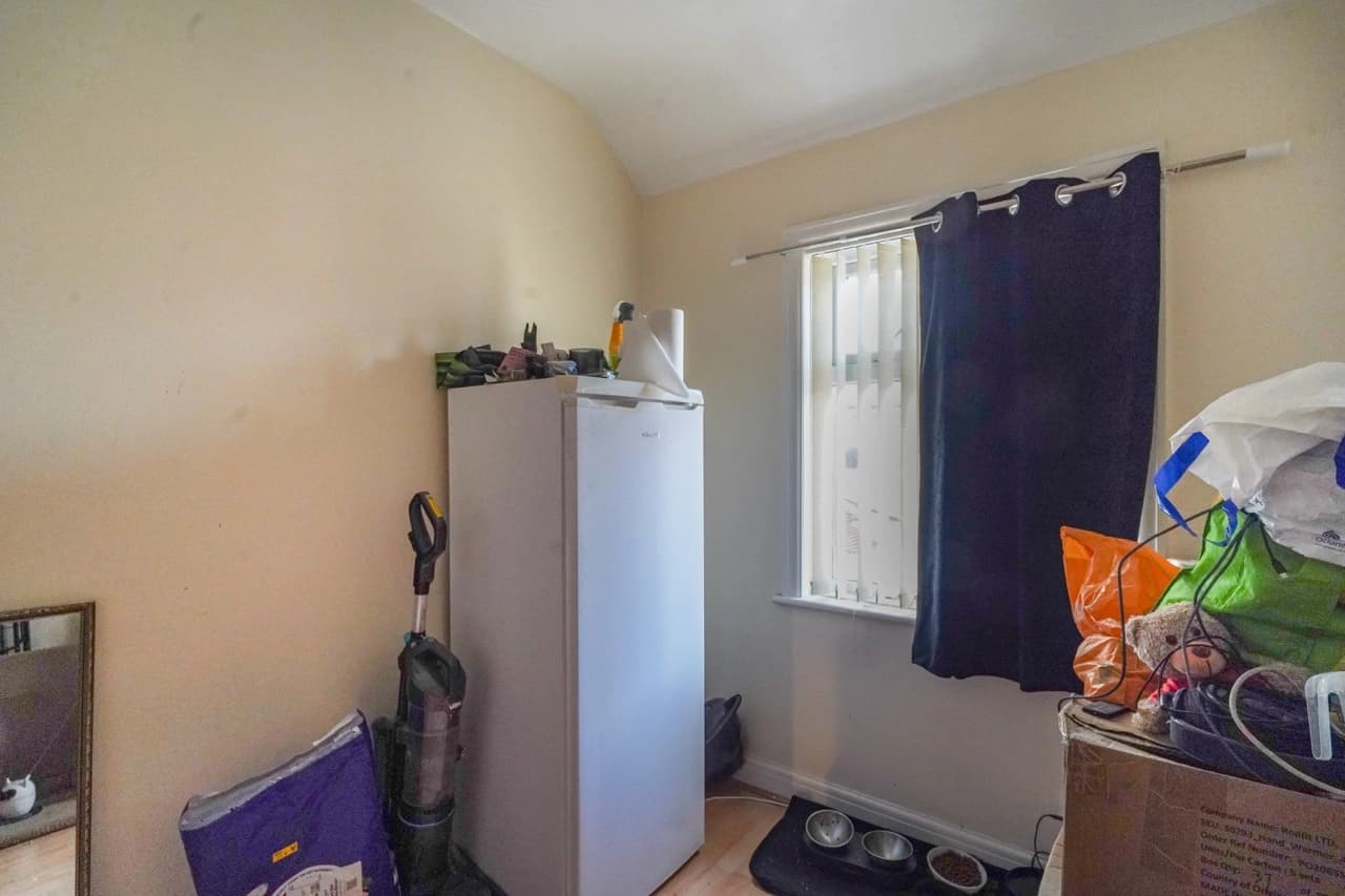 property photo 15 of 23