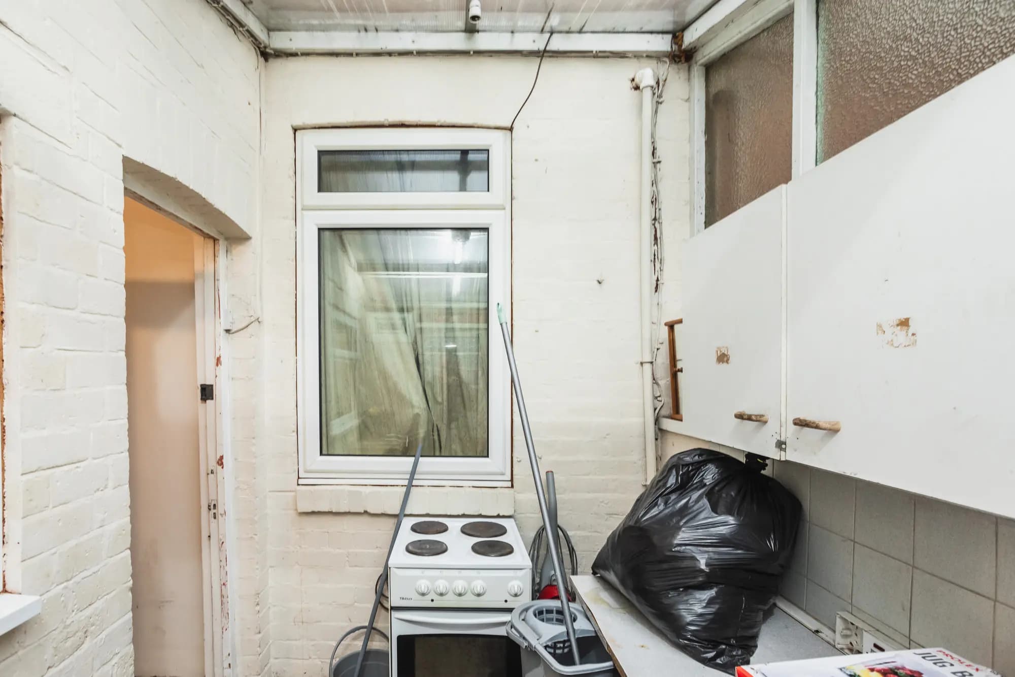 property photo 8 of 30