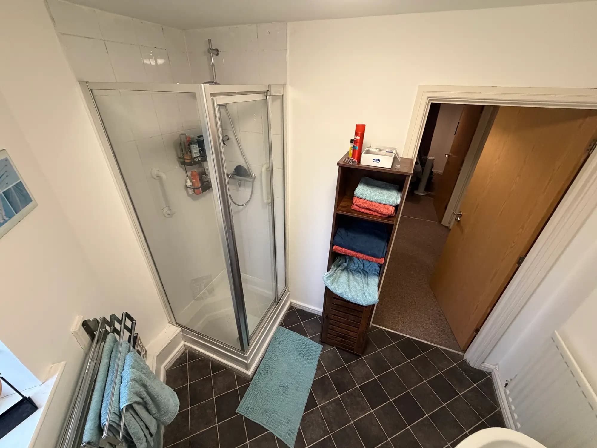 property photo 10 of 26