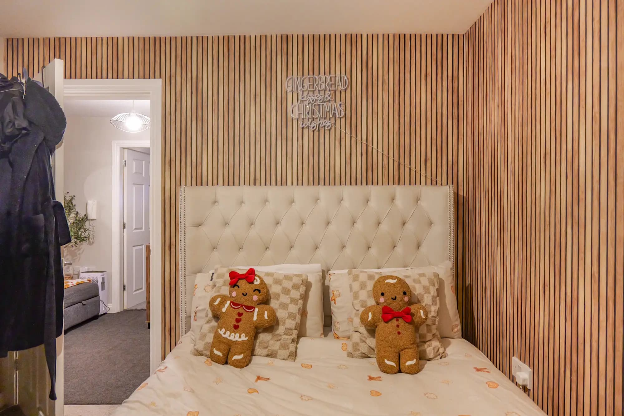 property photo 10 of 19