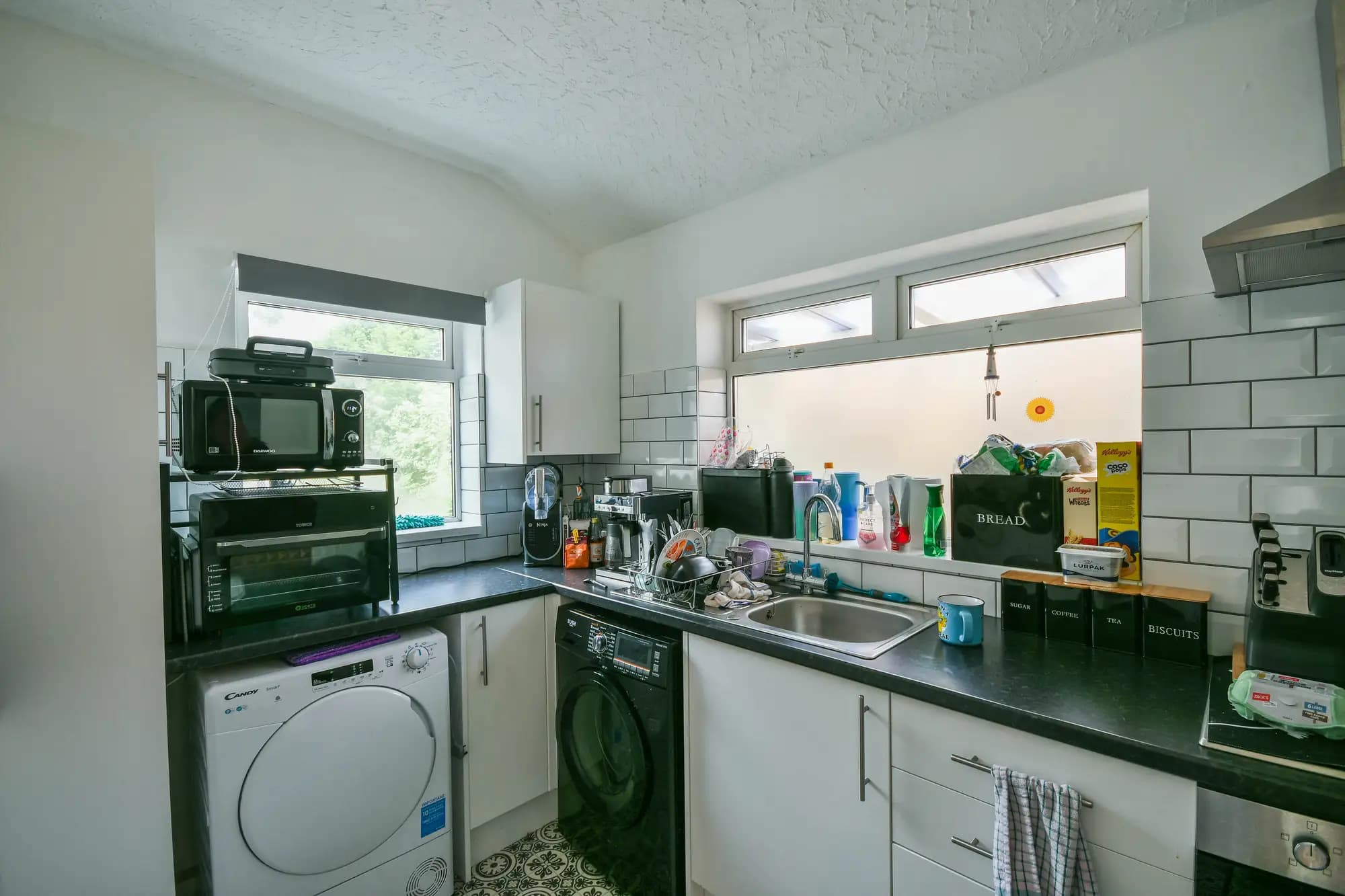 property photo 10 of 30