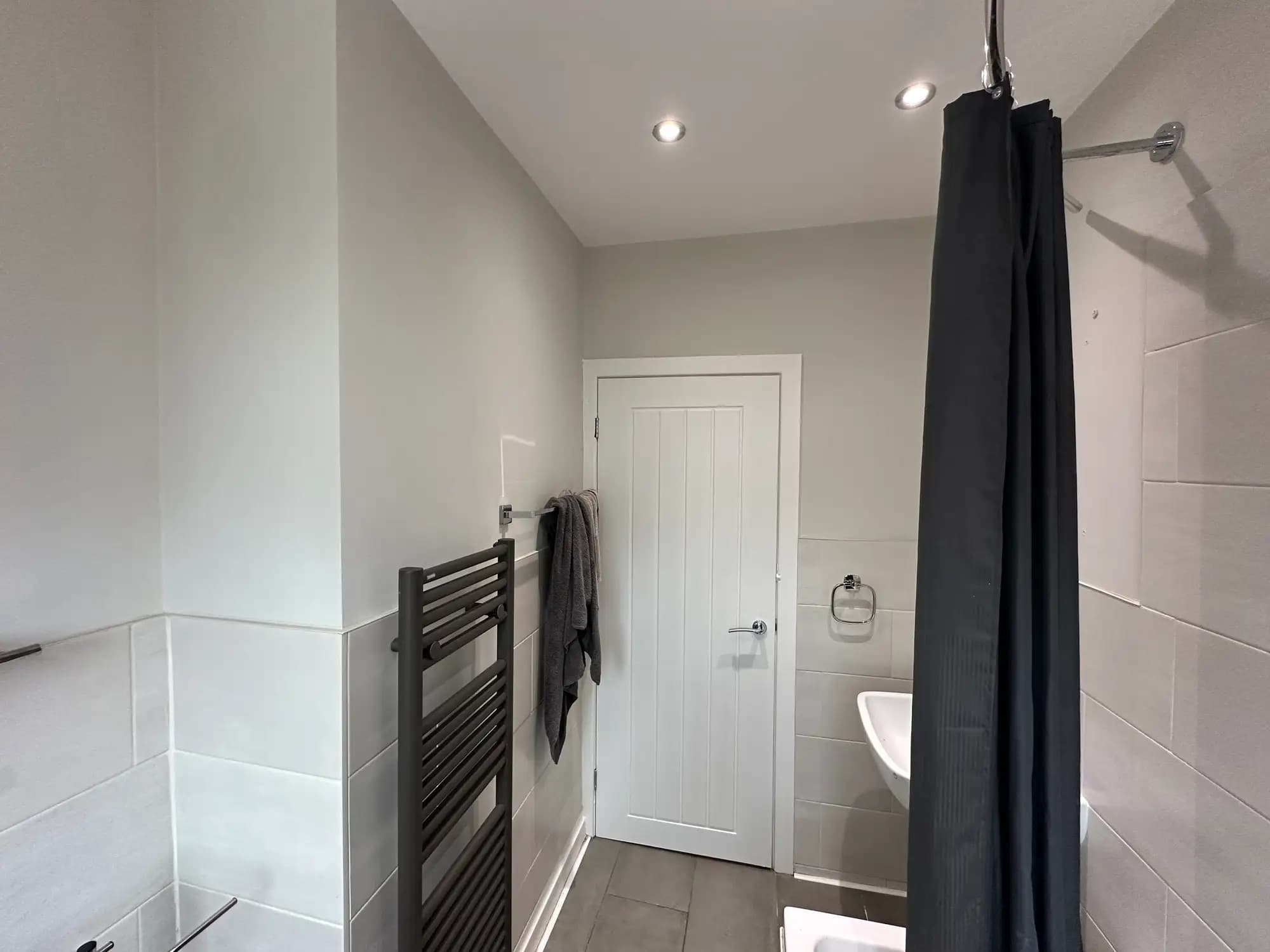 property photo 11 of 32