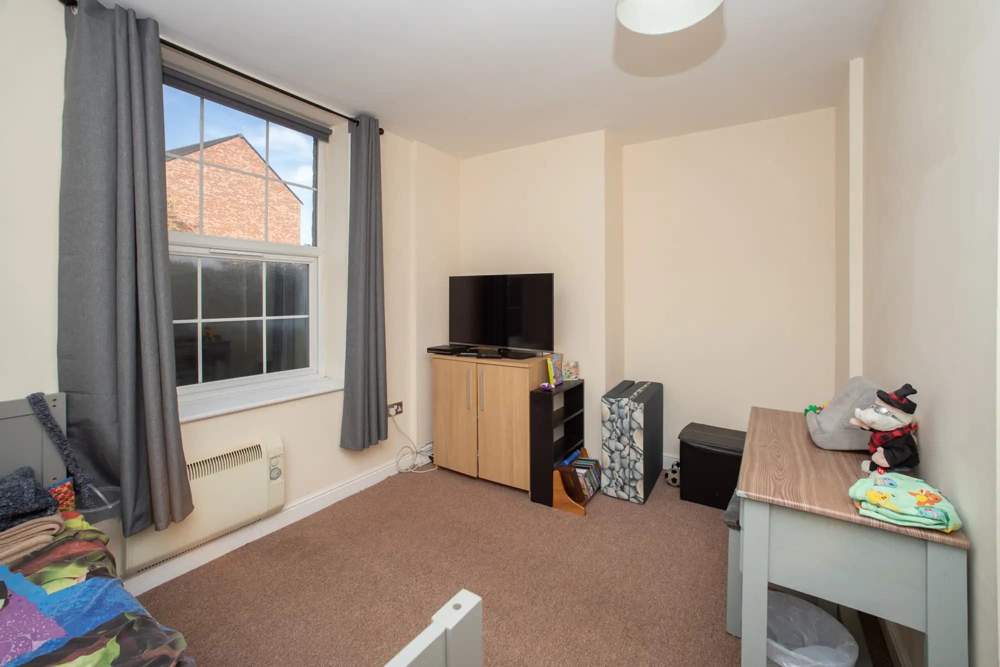 property photo 10 of 14