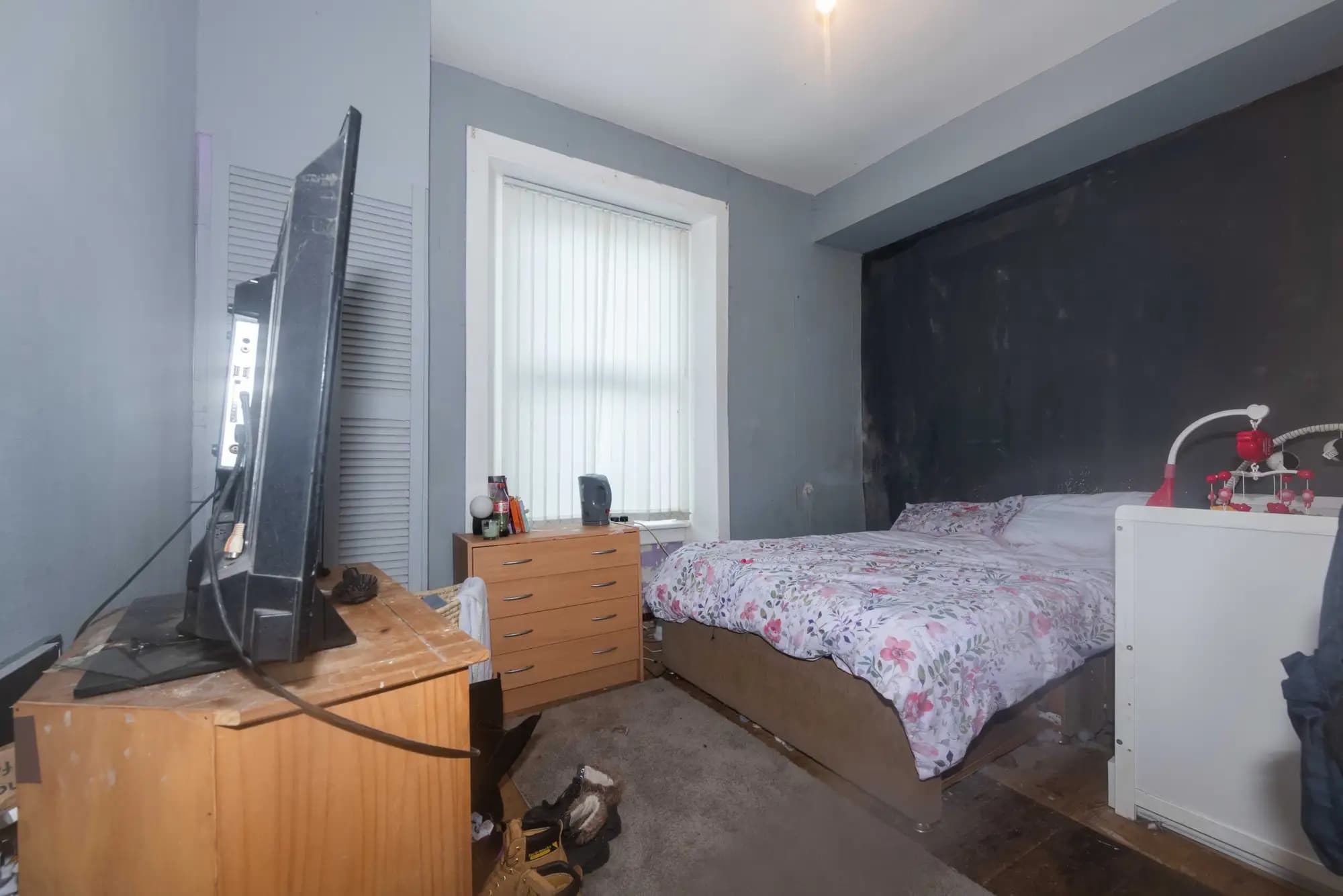 property photo 7 of 10