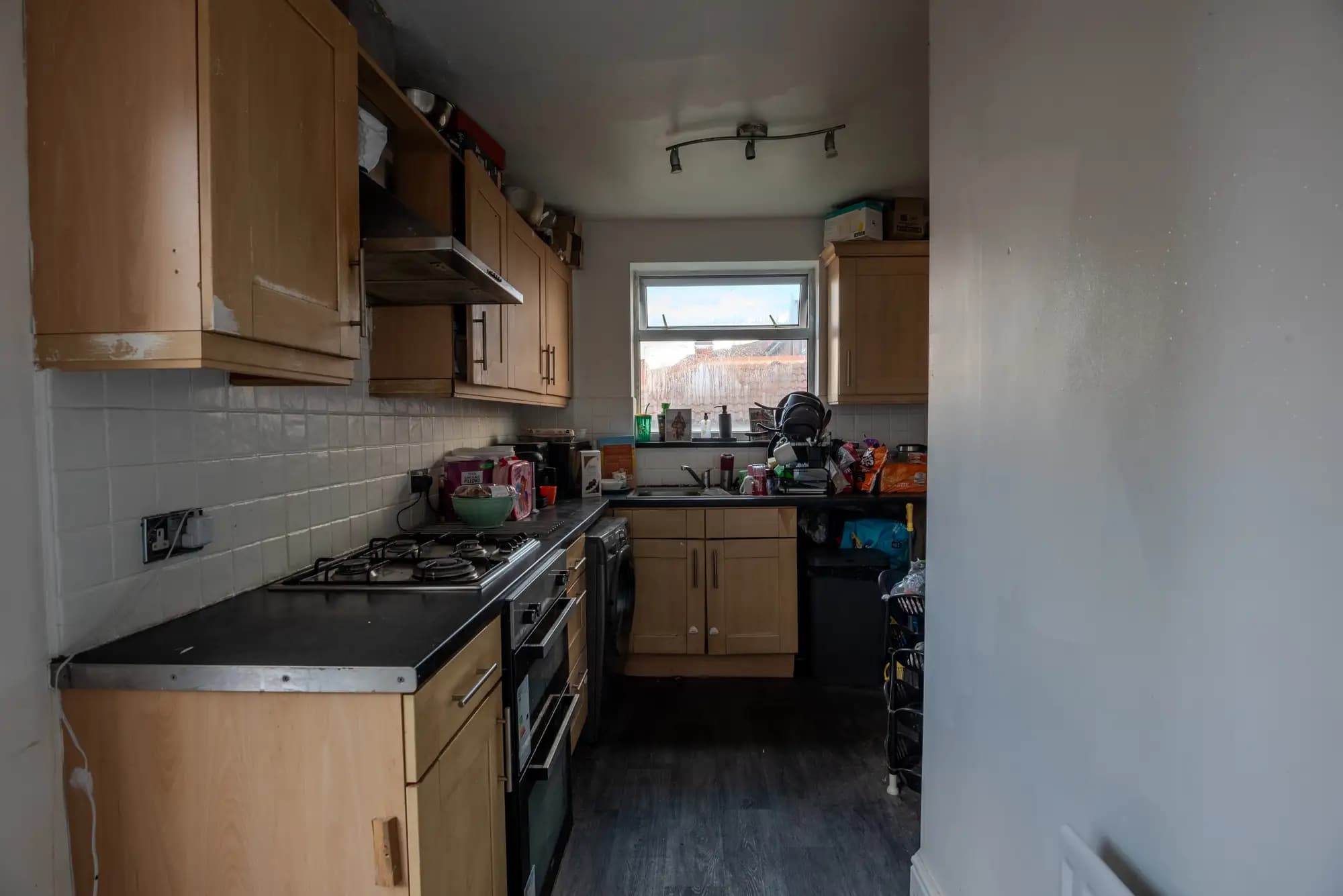 property photo 4 of 14