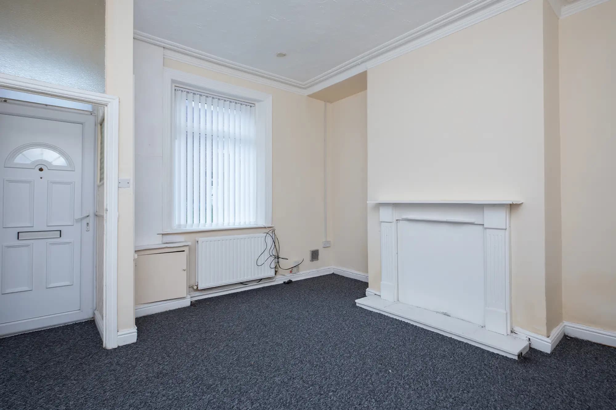 property photo 4 of 24