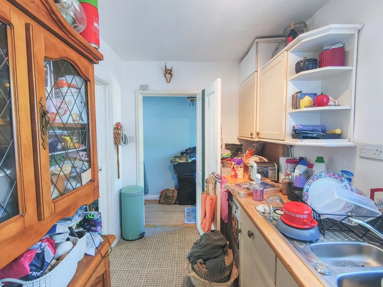 property photo 5 of 17