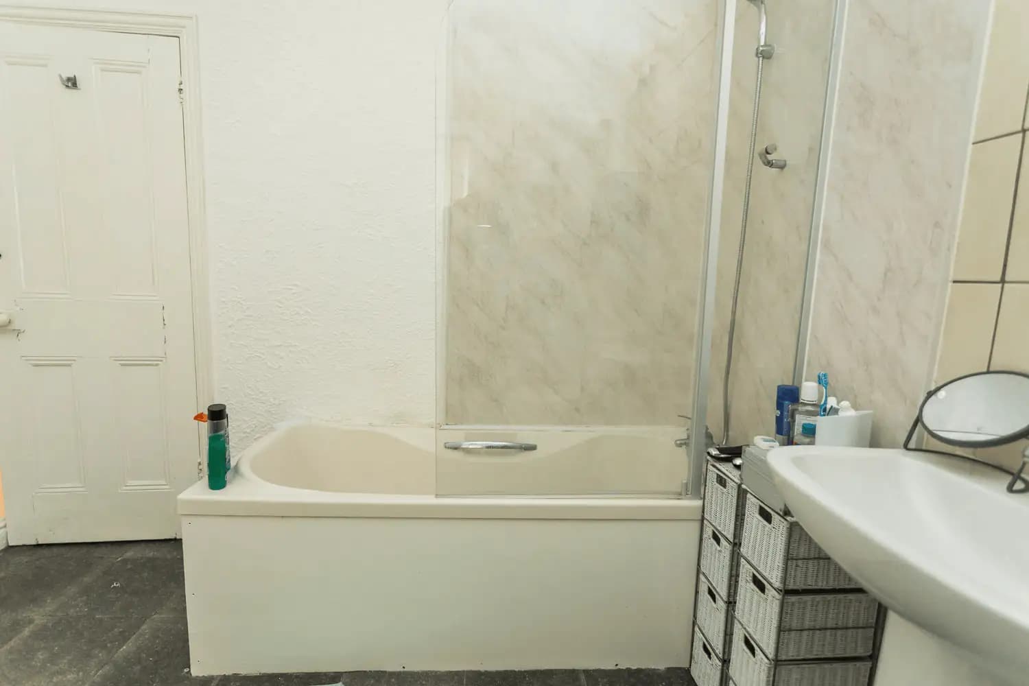property photo 18 of 24