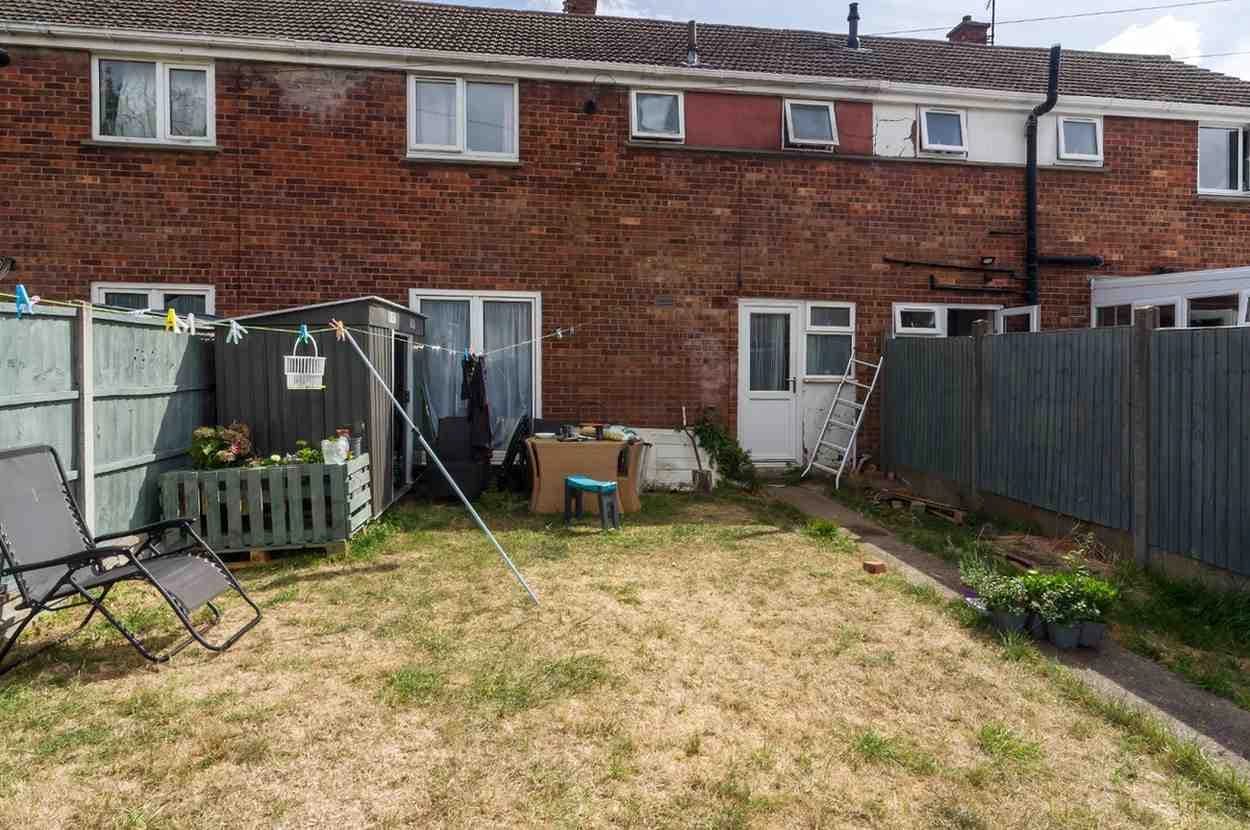 property photo 28 of 34