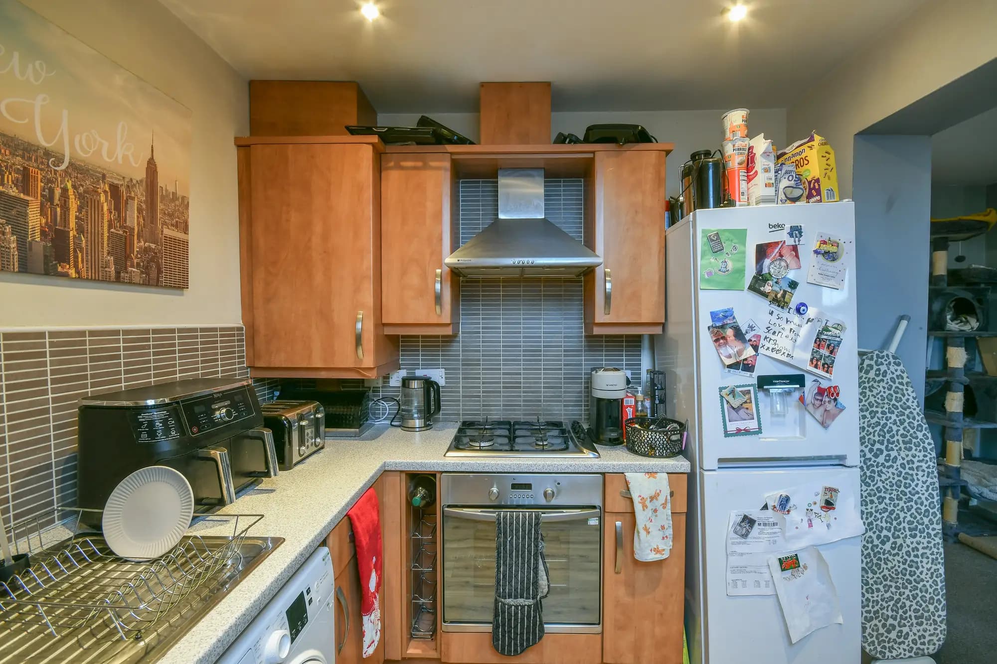 property photo 6 of 15