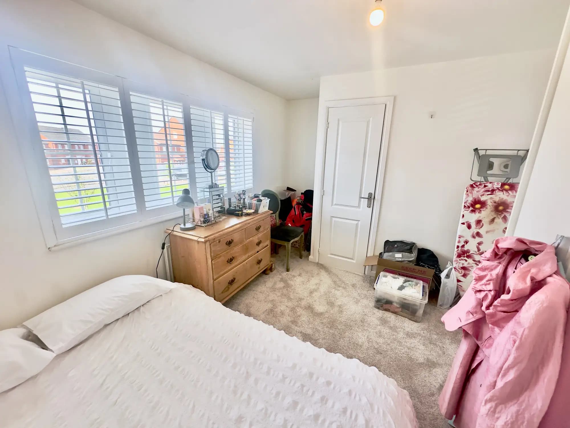 property photo 16 of 40