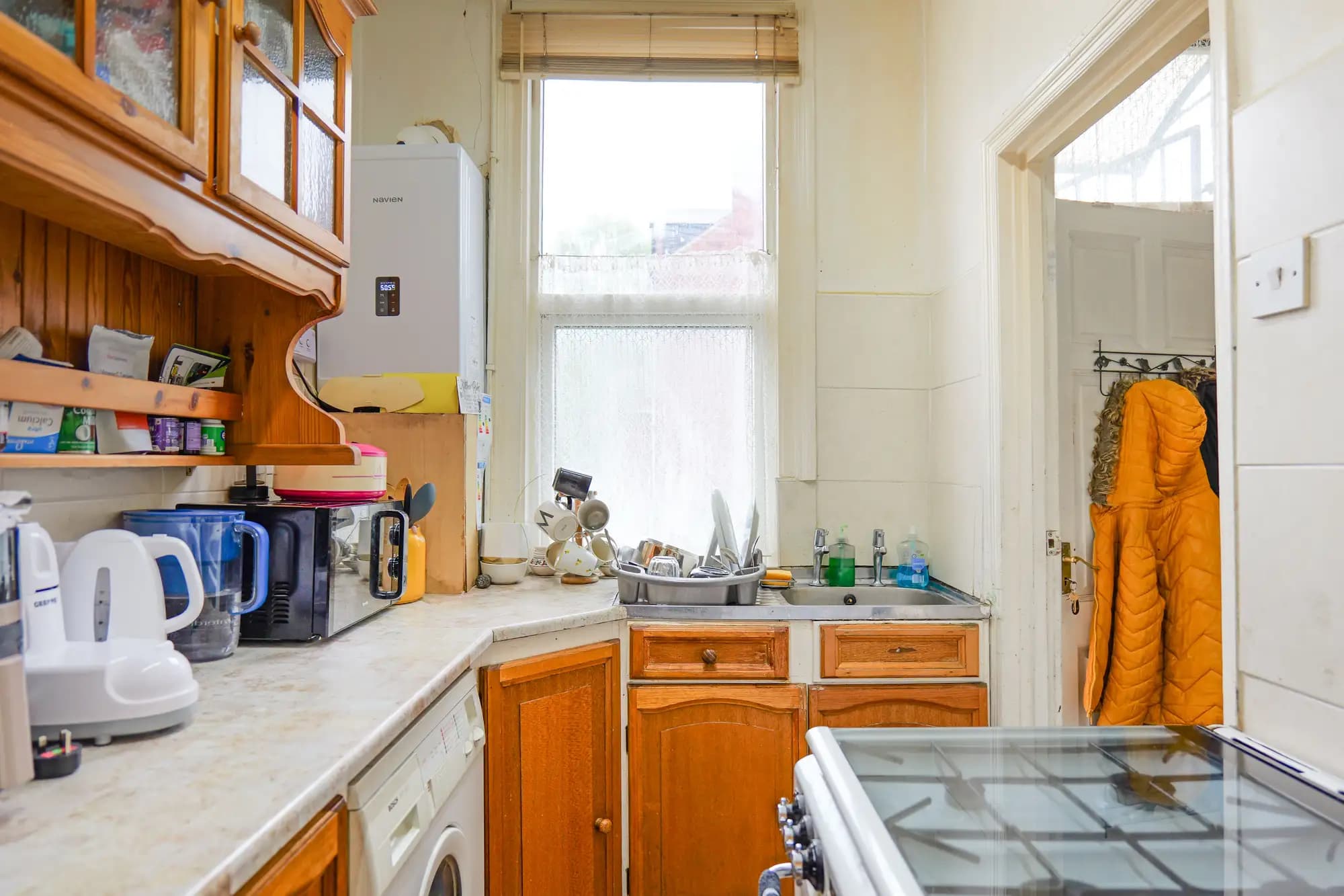 property photo 5 of 24