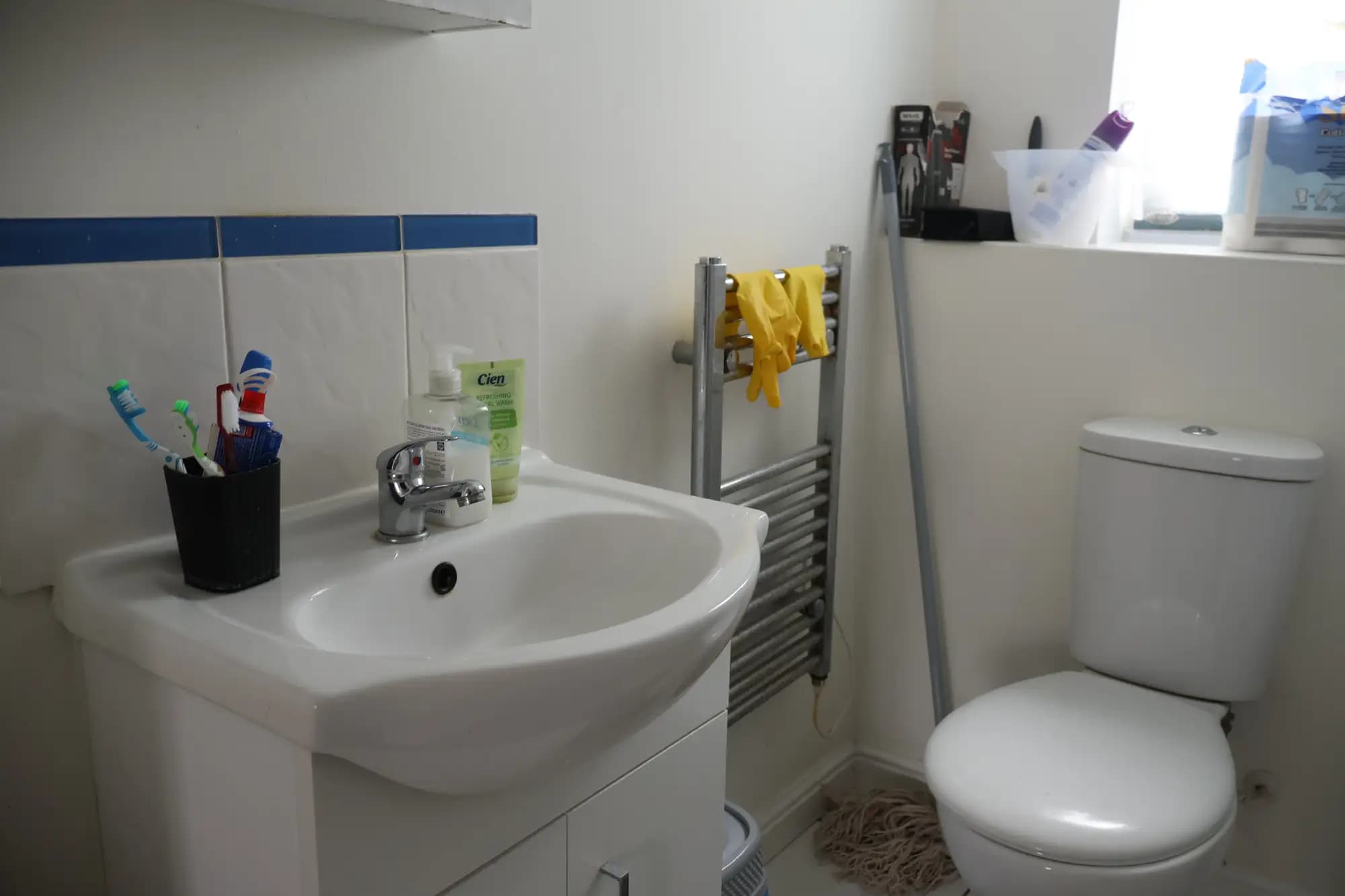 property photo 10 of 19