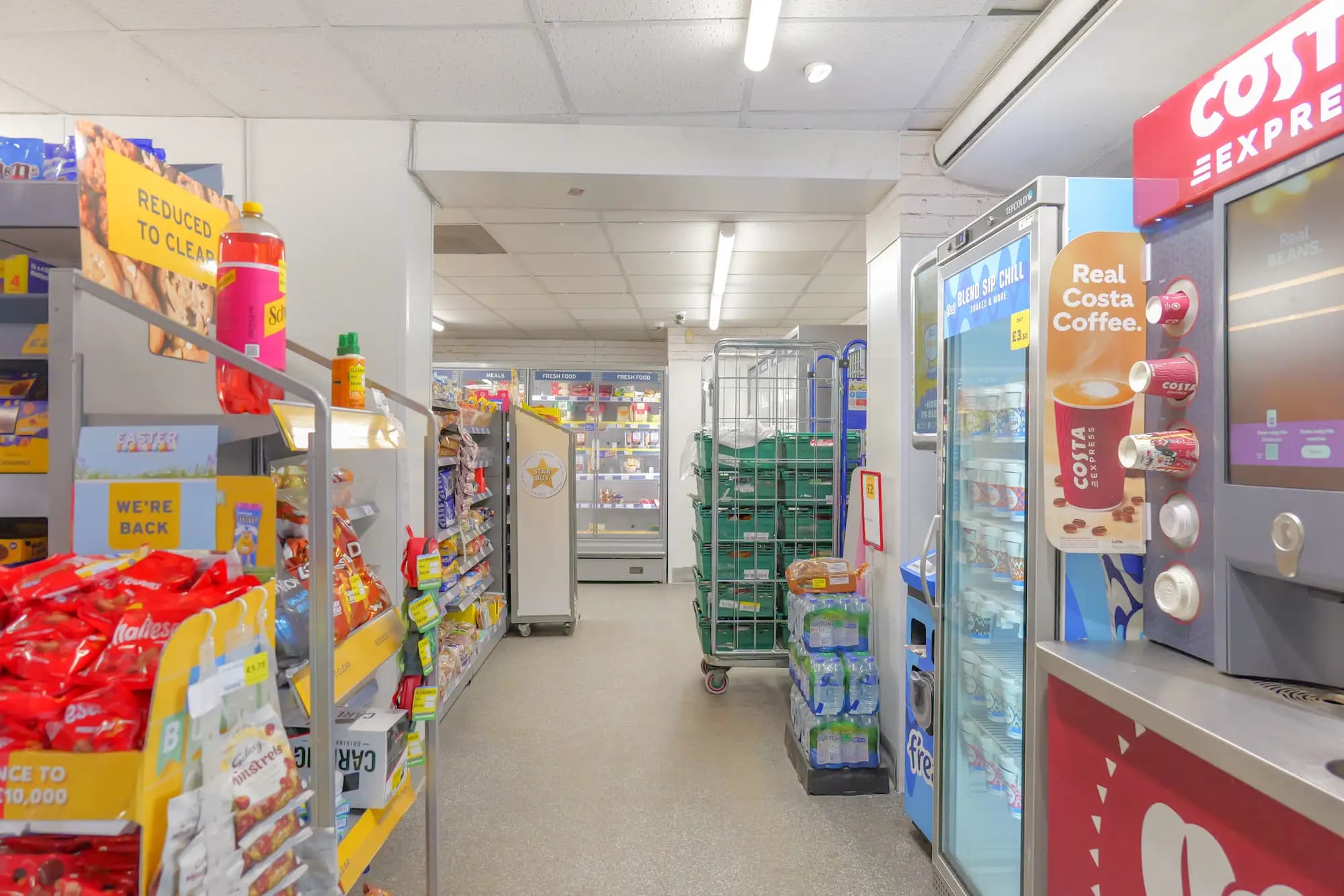 property photo 4 of 19