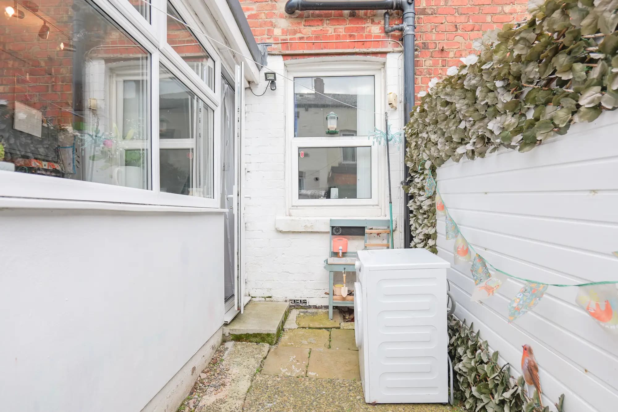 property photo 15 of 18