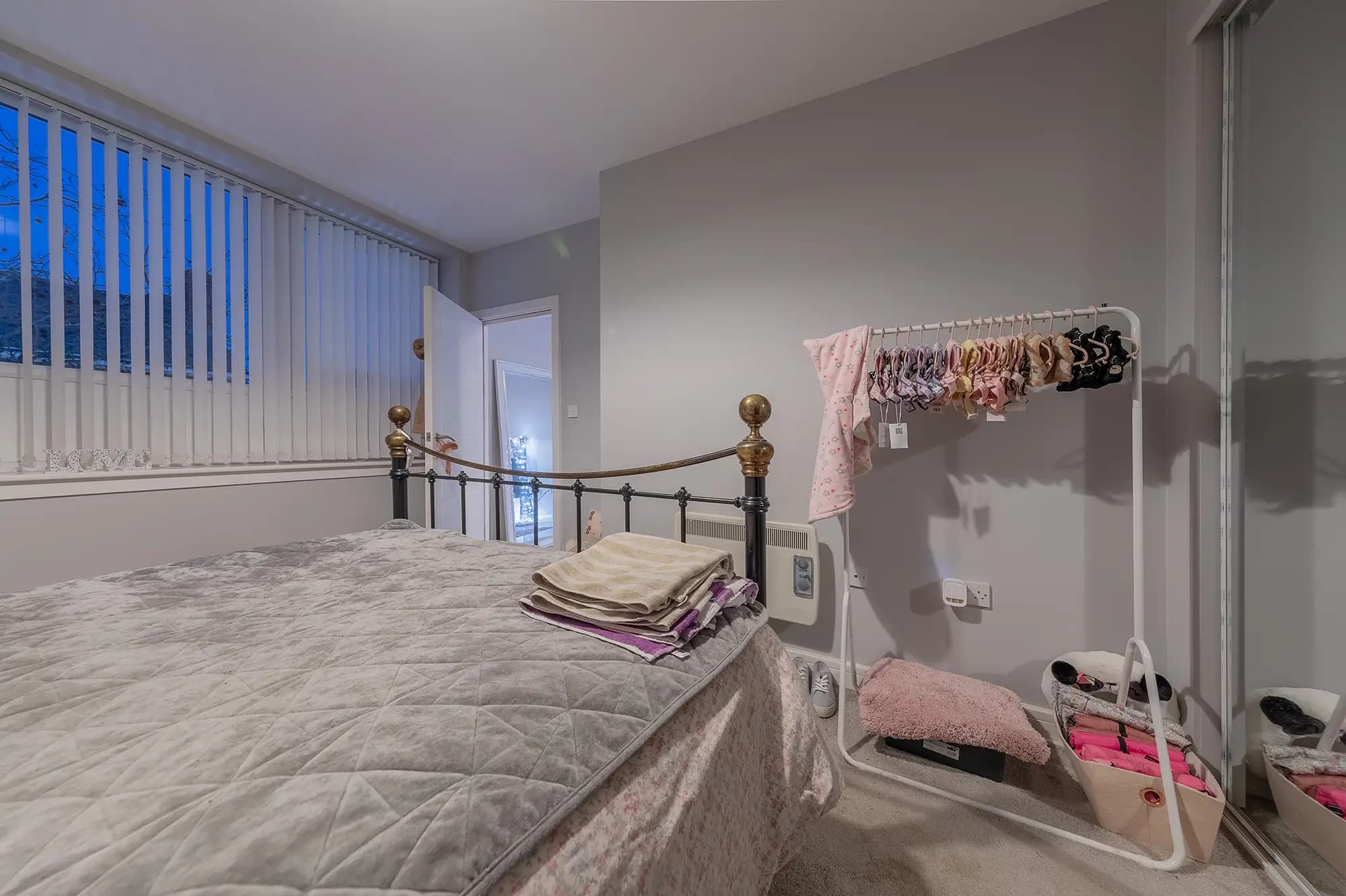 property photo 11 of 14