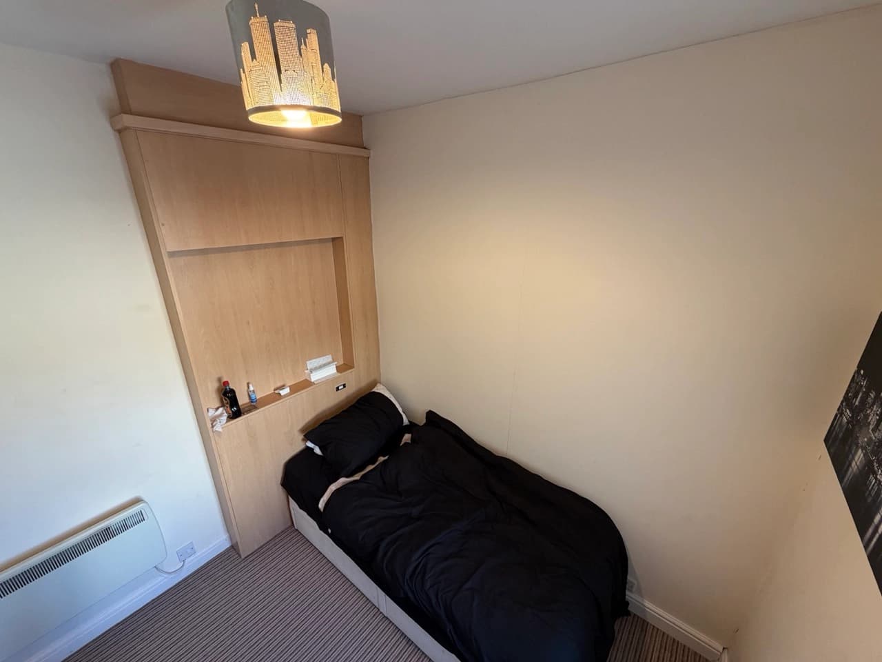 property photo 18 of 28