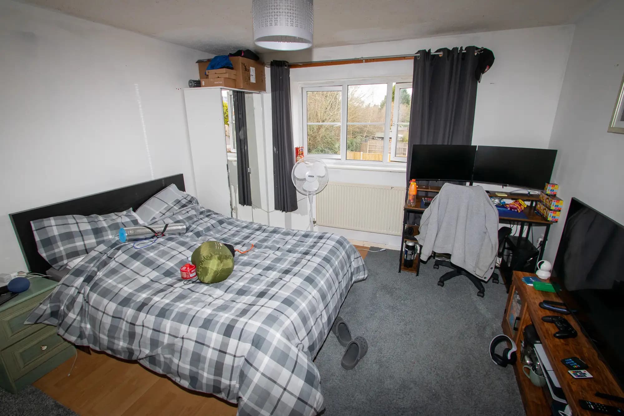 property photo 18 of 24