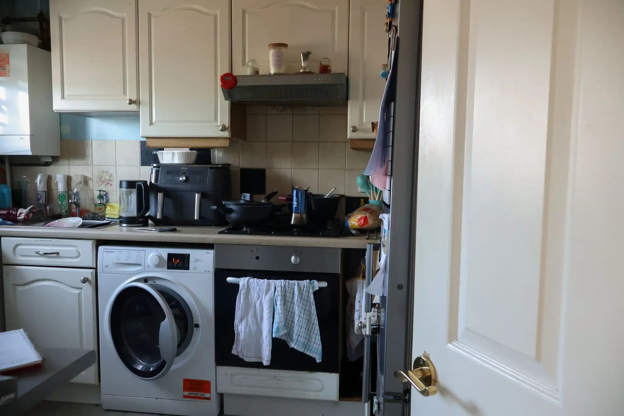 property photo 6 of 18