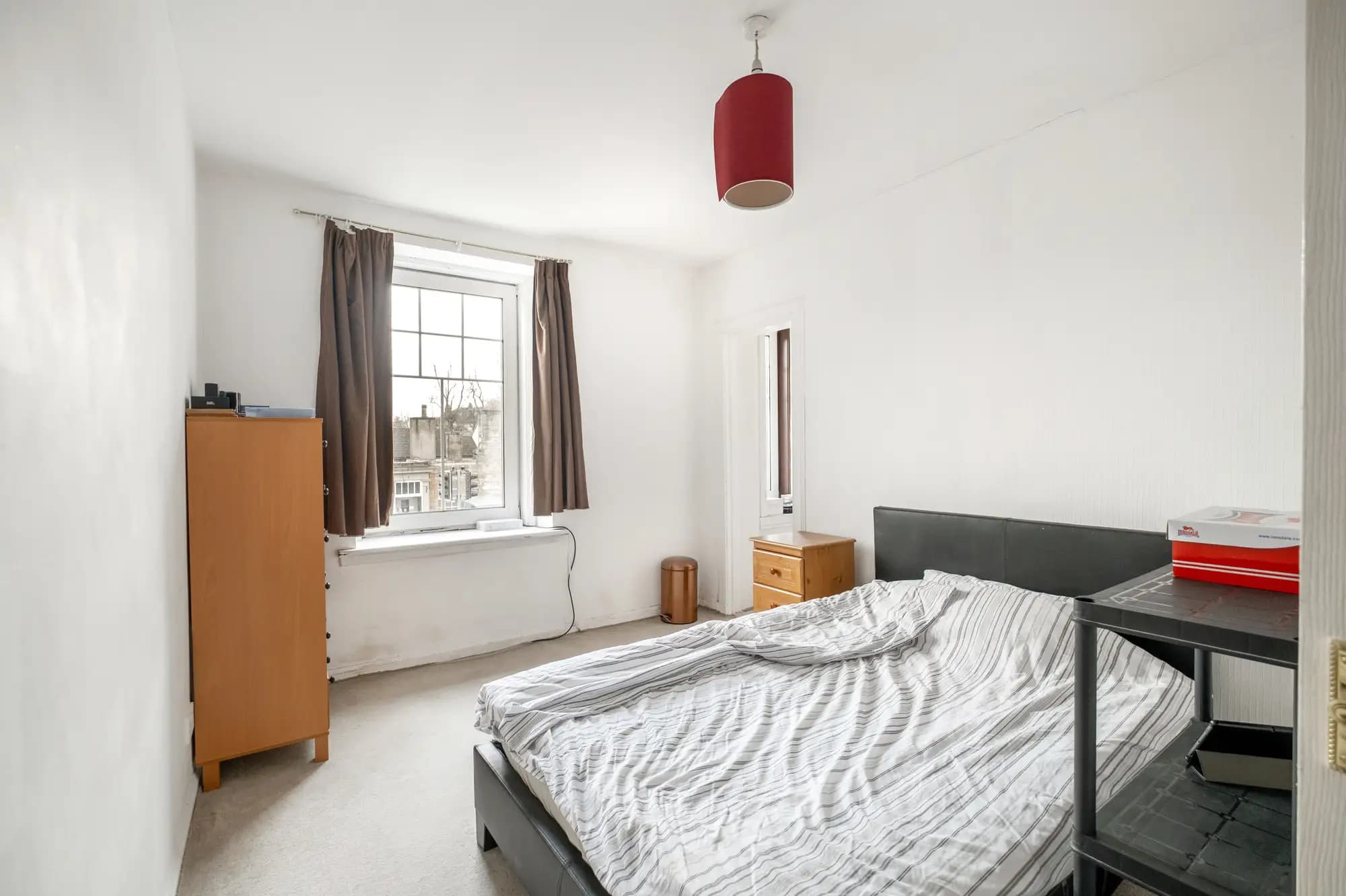 property photo 11 of 17