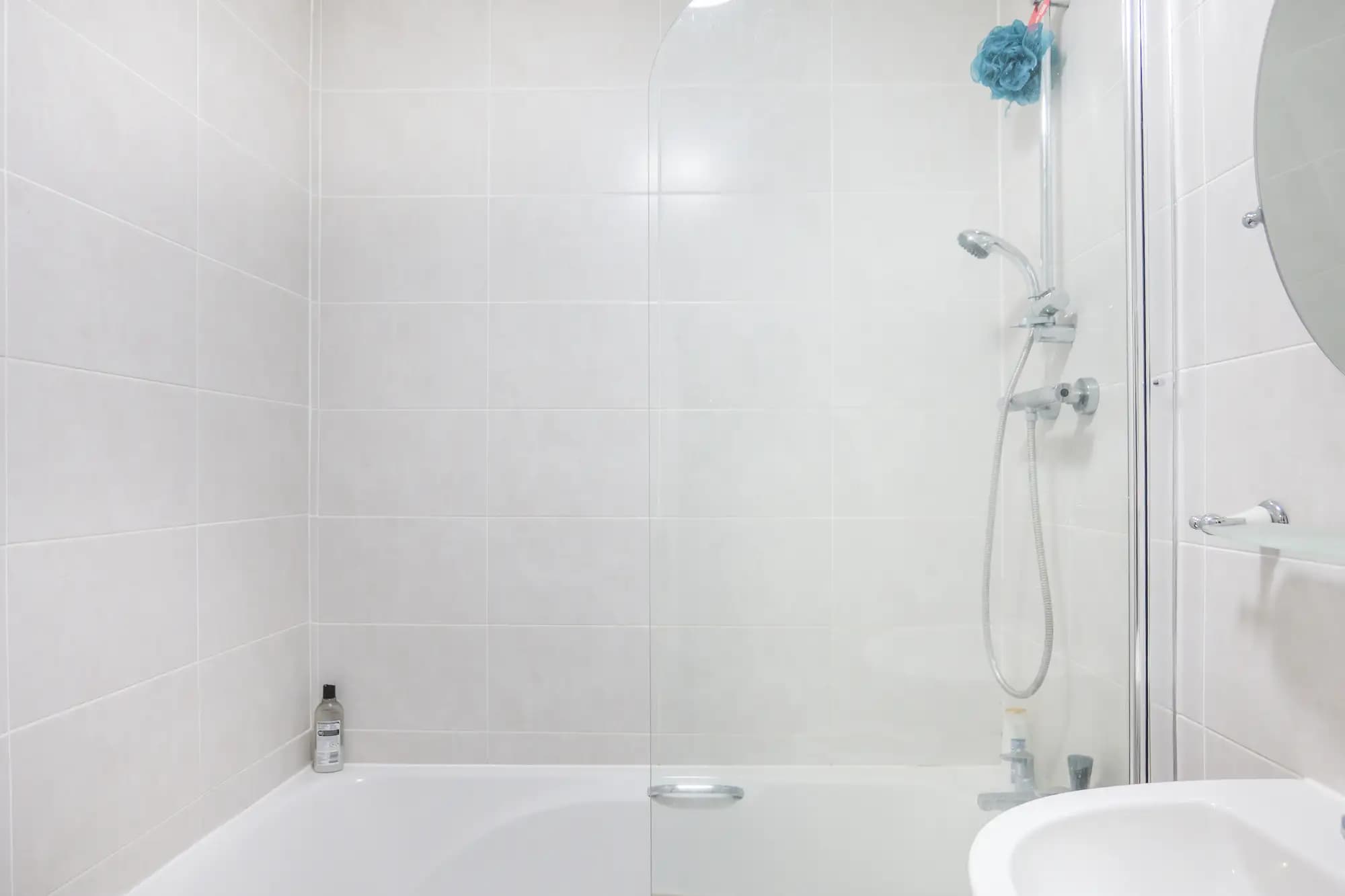 property photo 9 of 26