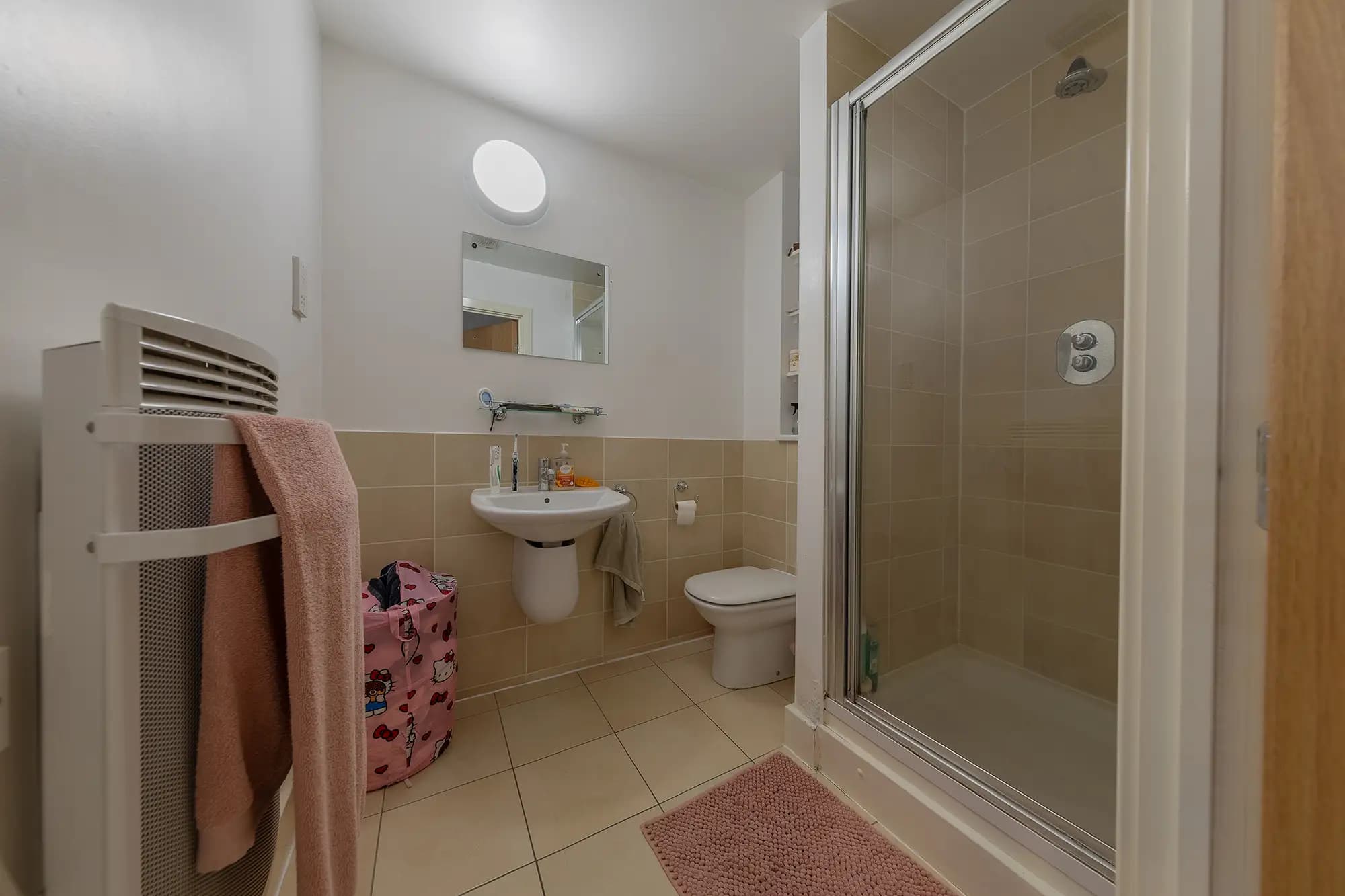 property photo 9 of 20