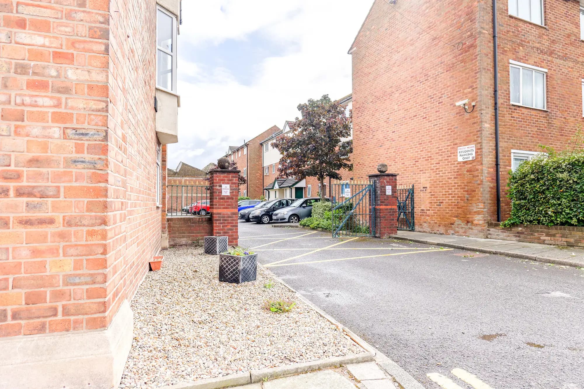 property photo 17 of 17