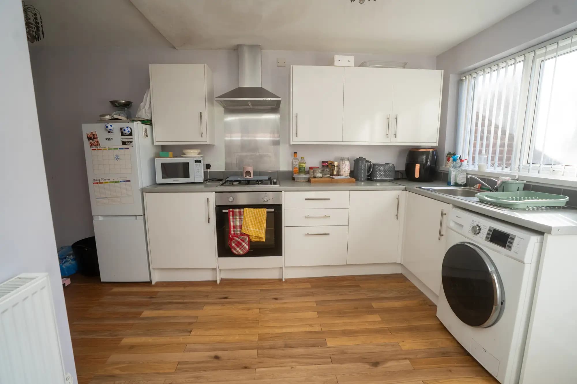 property photo 5 of 17