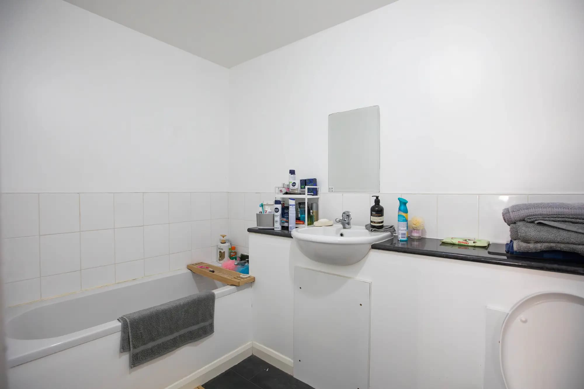 property photo 10 of 18