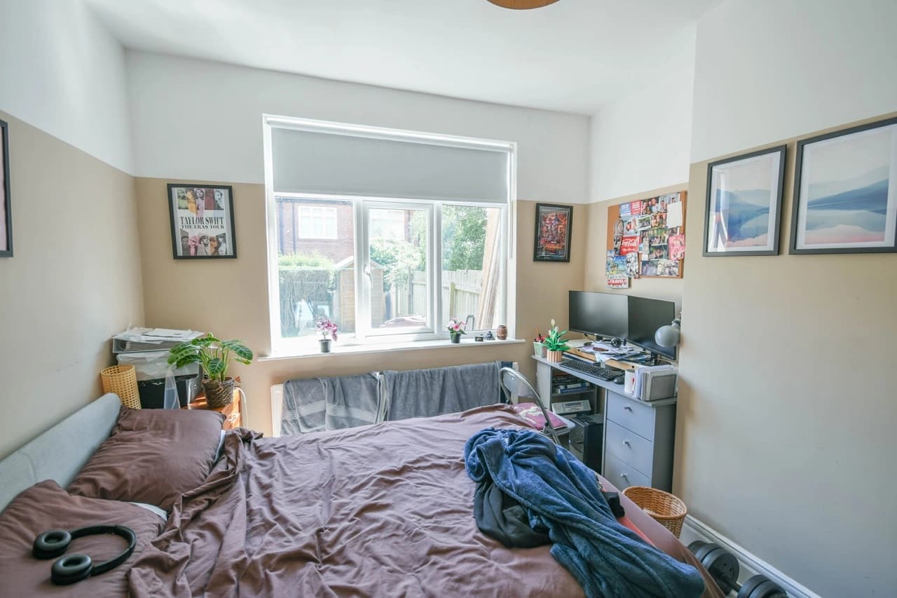 property photo 15 of 20
