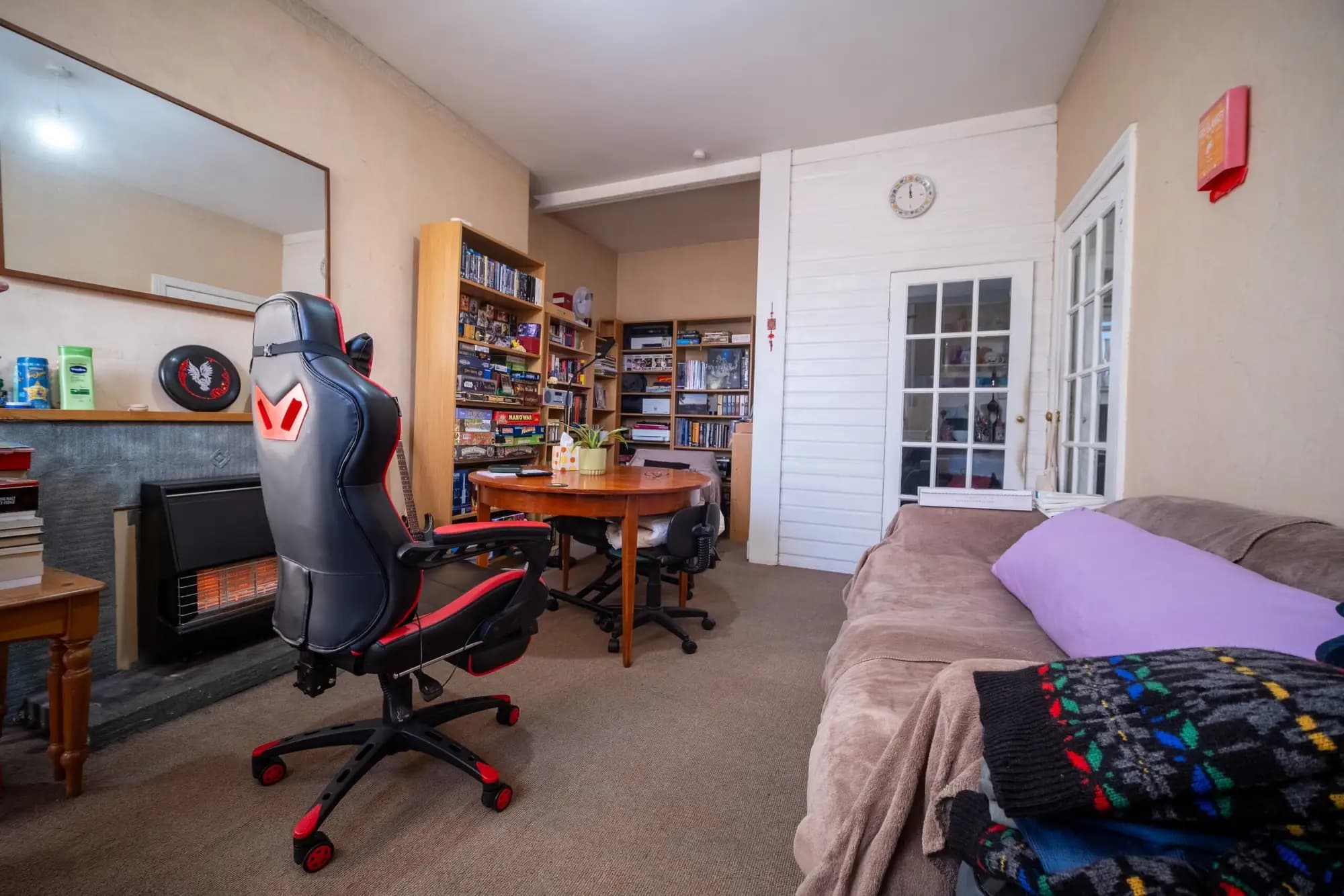 property photo 4 of 15