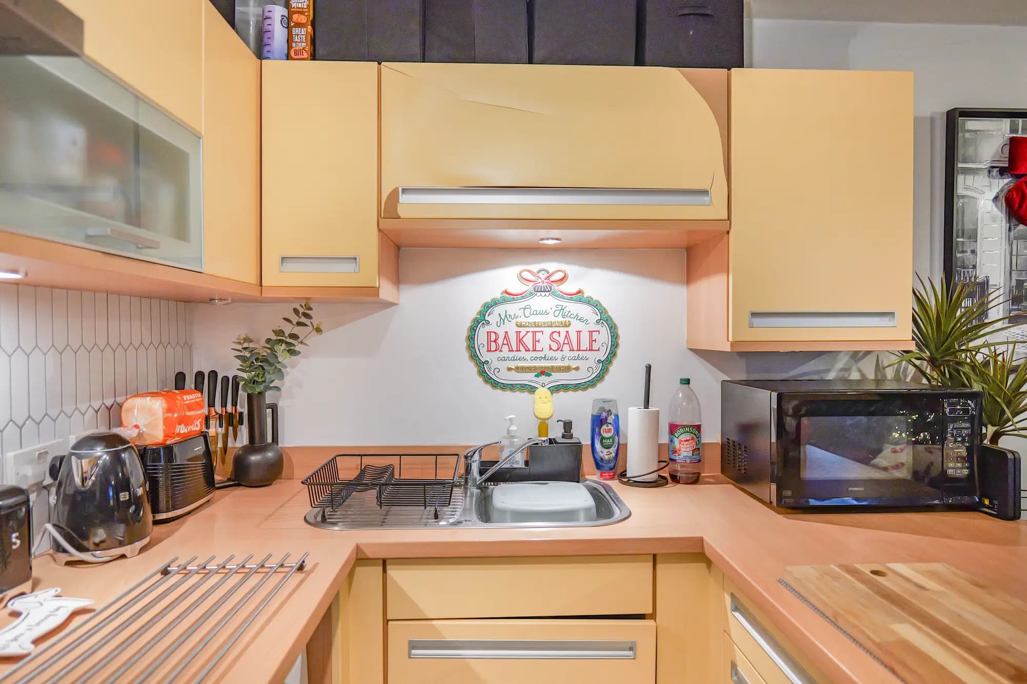 property photo 6 of 19