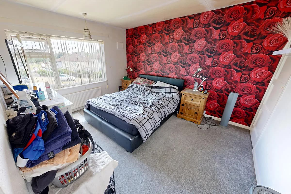 property photo 11 of 38