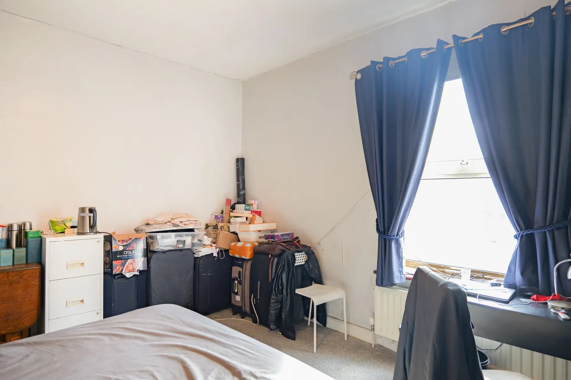 property photo 8 of 12