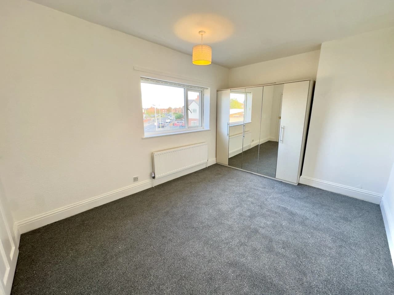 property photo 14 of 20