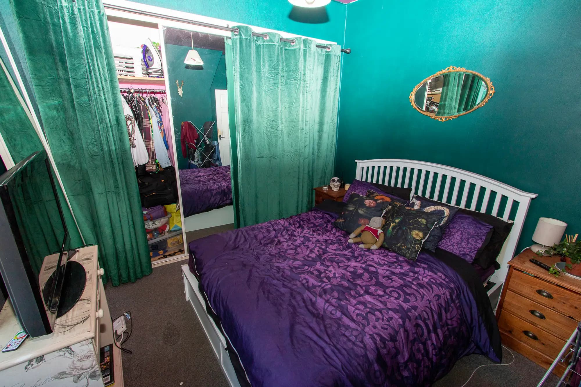 property photo 9 of 13